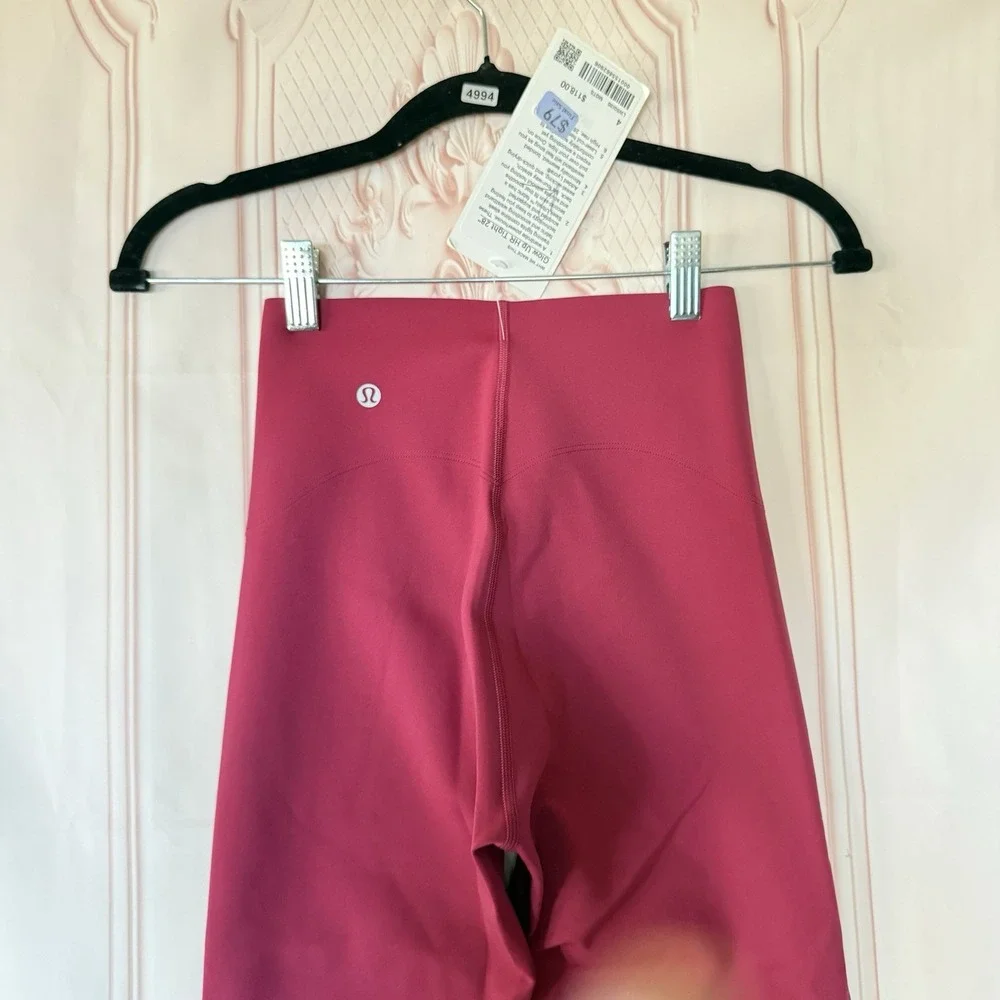 NWT Lululemon Size 4 Glow Up HR Tight Leggings 28
